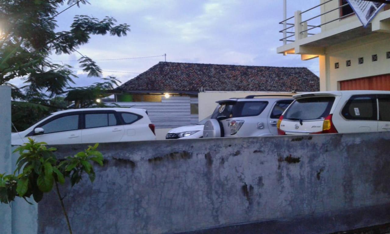 Spot On 93020 Rumah Singgah Ganjuran Бантул Экстерьер фото