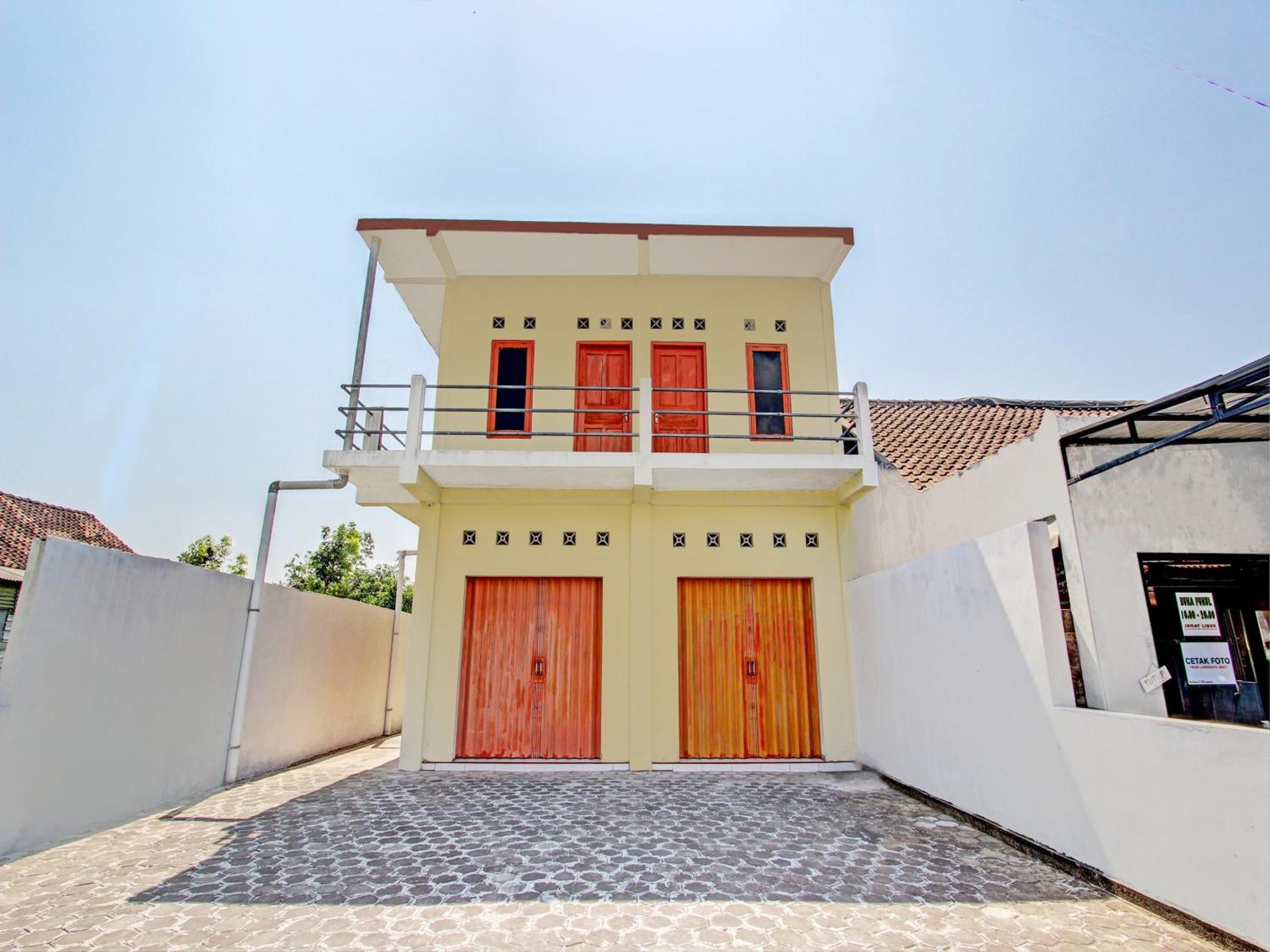 Spot On 93020 Rumah Singgah Ganjuran Бантул Экстерьер фото